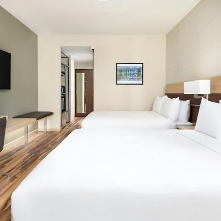 Ac Hotel By Marriott Хонолулу Екстериор снимка