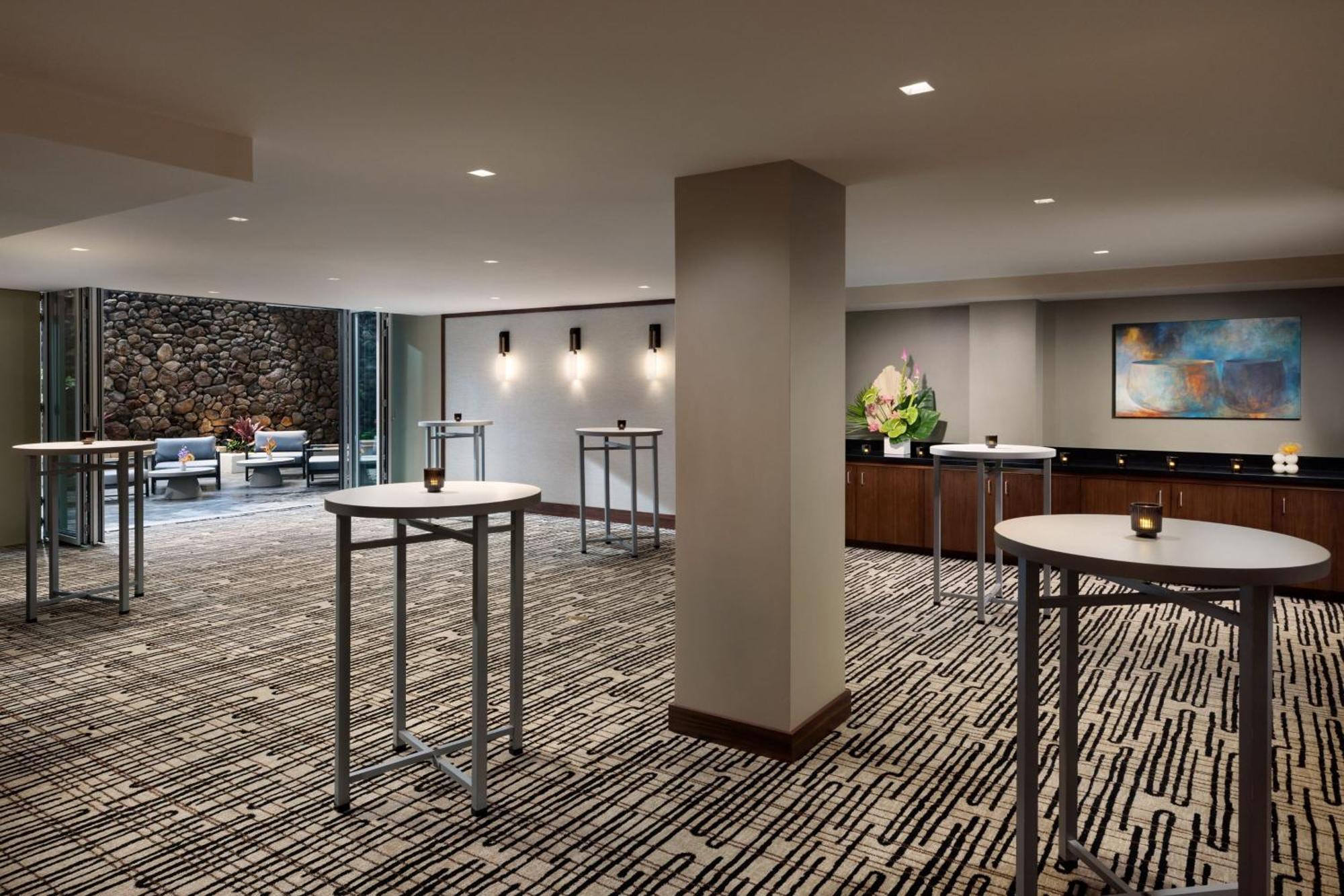 Ac Hotel By Marriott Хонолулу Екстериор снимка