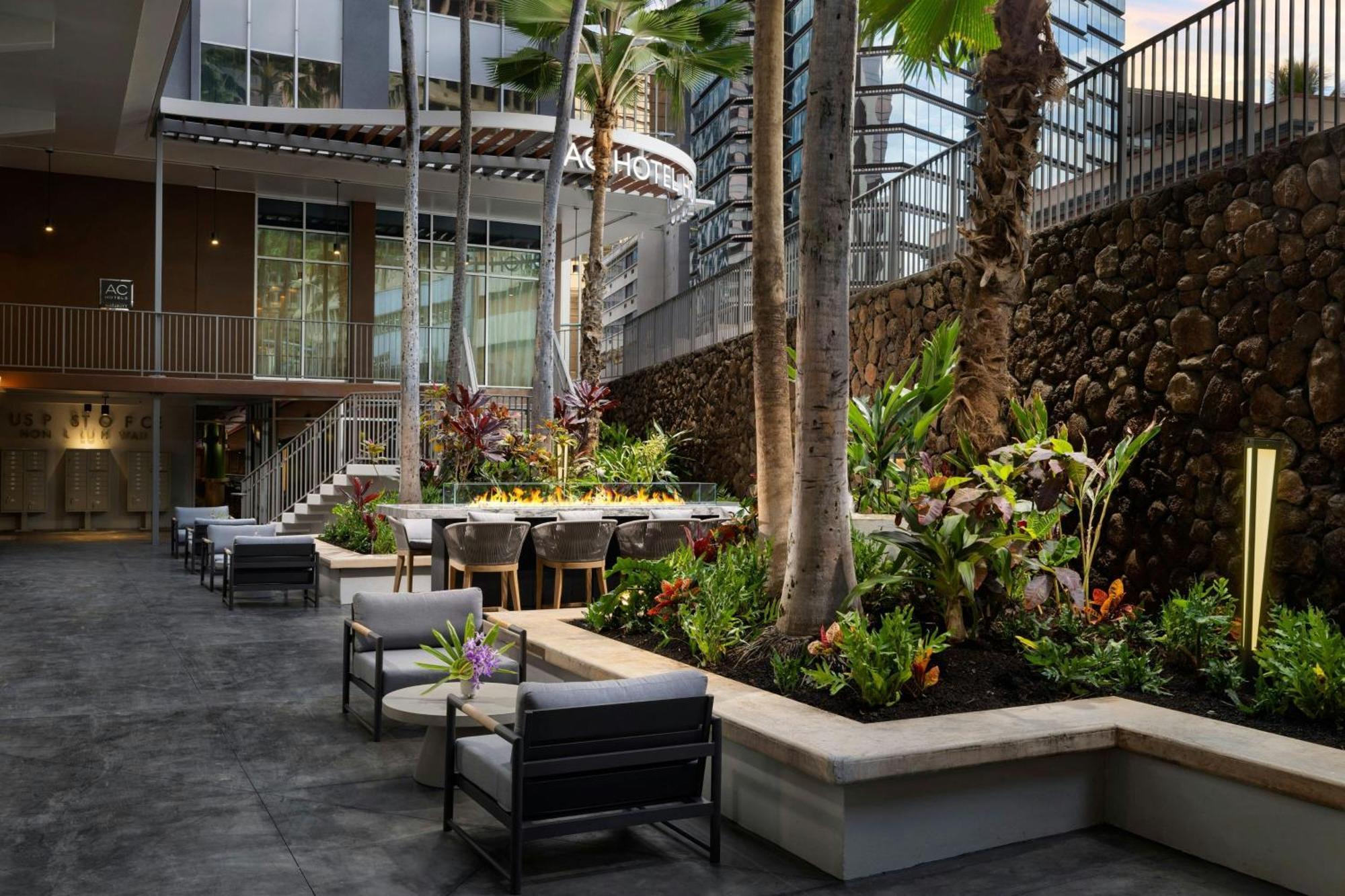 Ac Hotel By Marriott Хонолулу Екстериор снимка