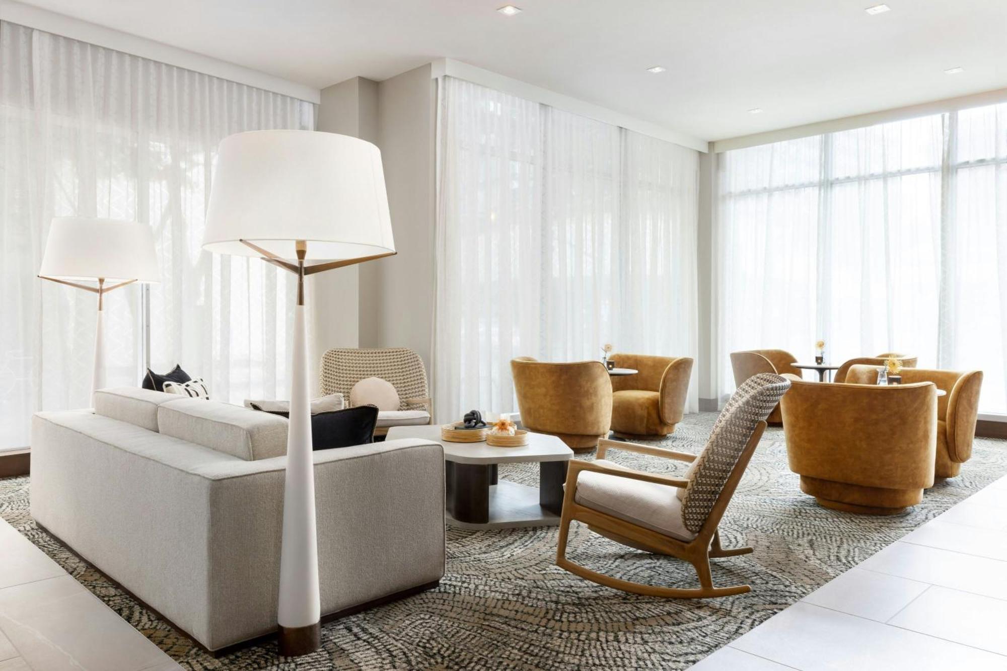 Ac Hotel By Marriott Хонолулу Екстериор снимка