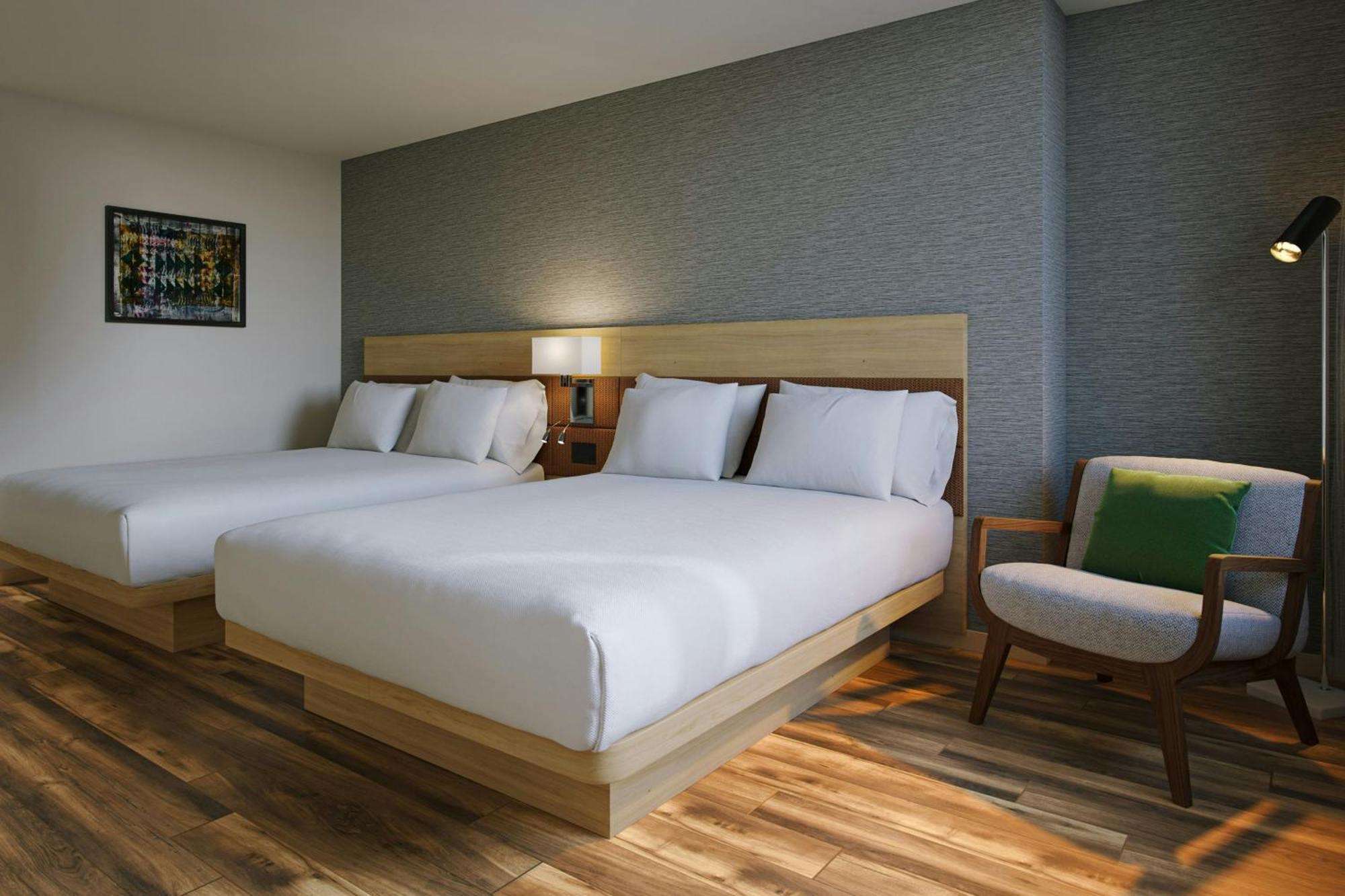 Ac Hotel By Marriott Хонолулу Екстериор снимка